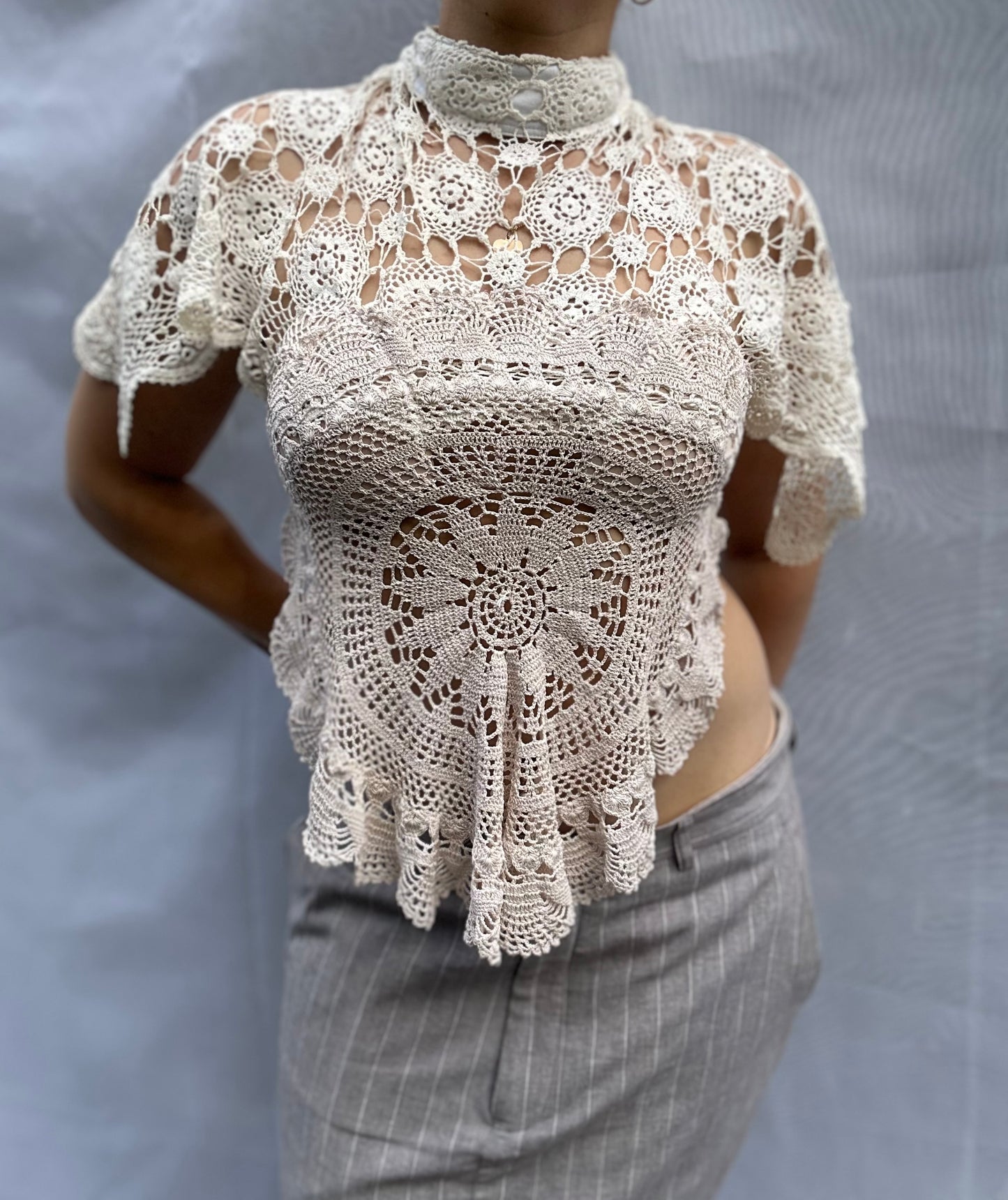 Heirloom Top- Cream high neck collar