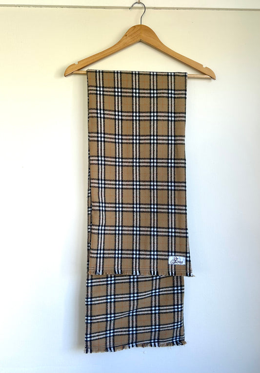 Plaid scarf