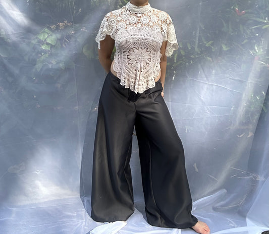 Heirloom Top- Cream high neck collar